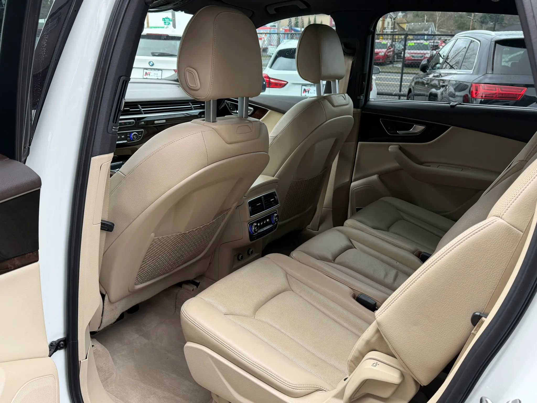 Used 2018 Audi Q7 3.0T Prestige w/ Prestige Package AWD/4WD image 13