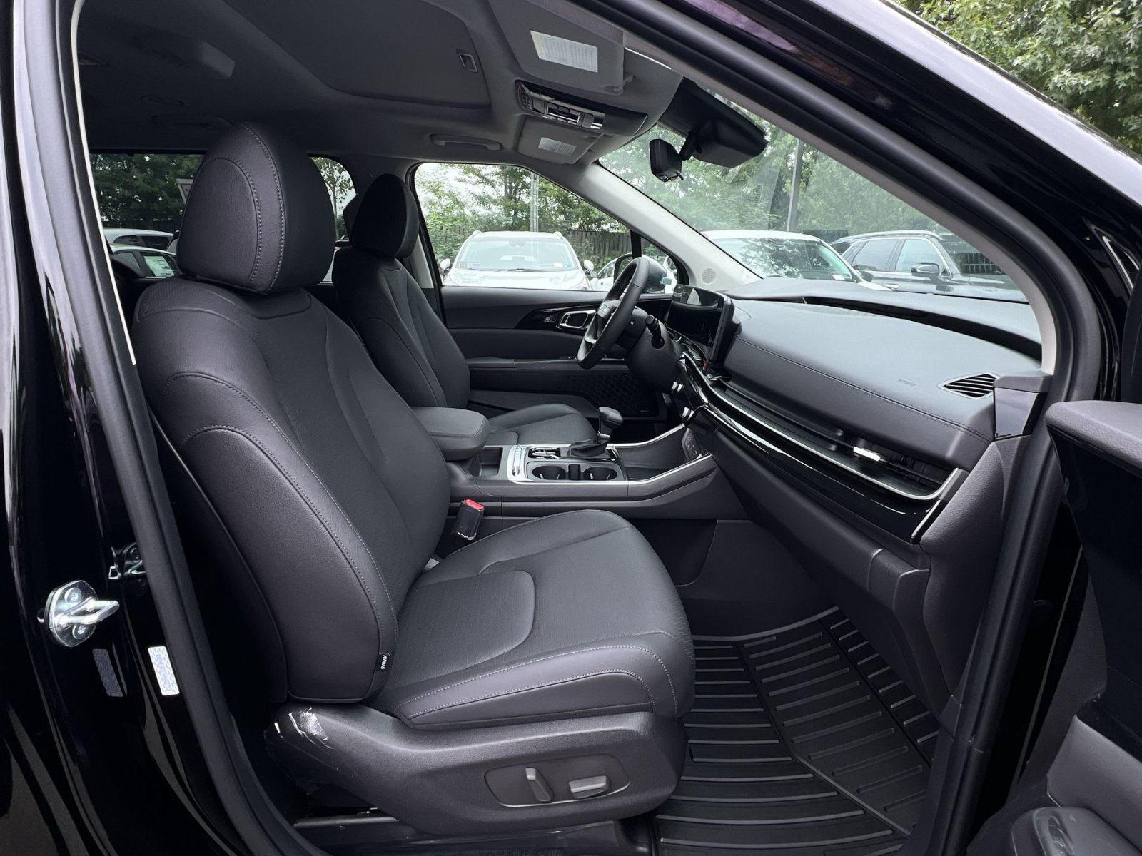 New 2027 Kia Carnival SX Prestige FWD image 33