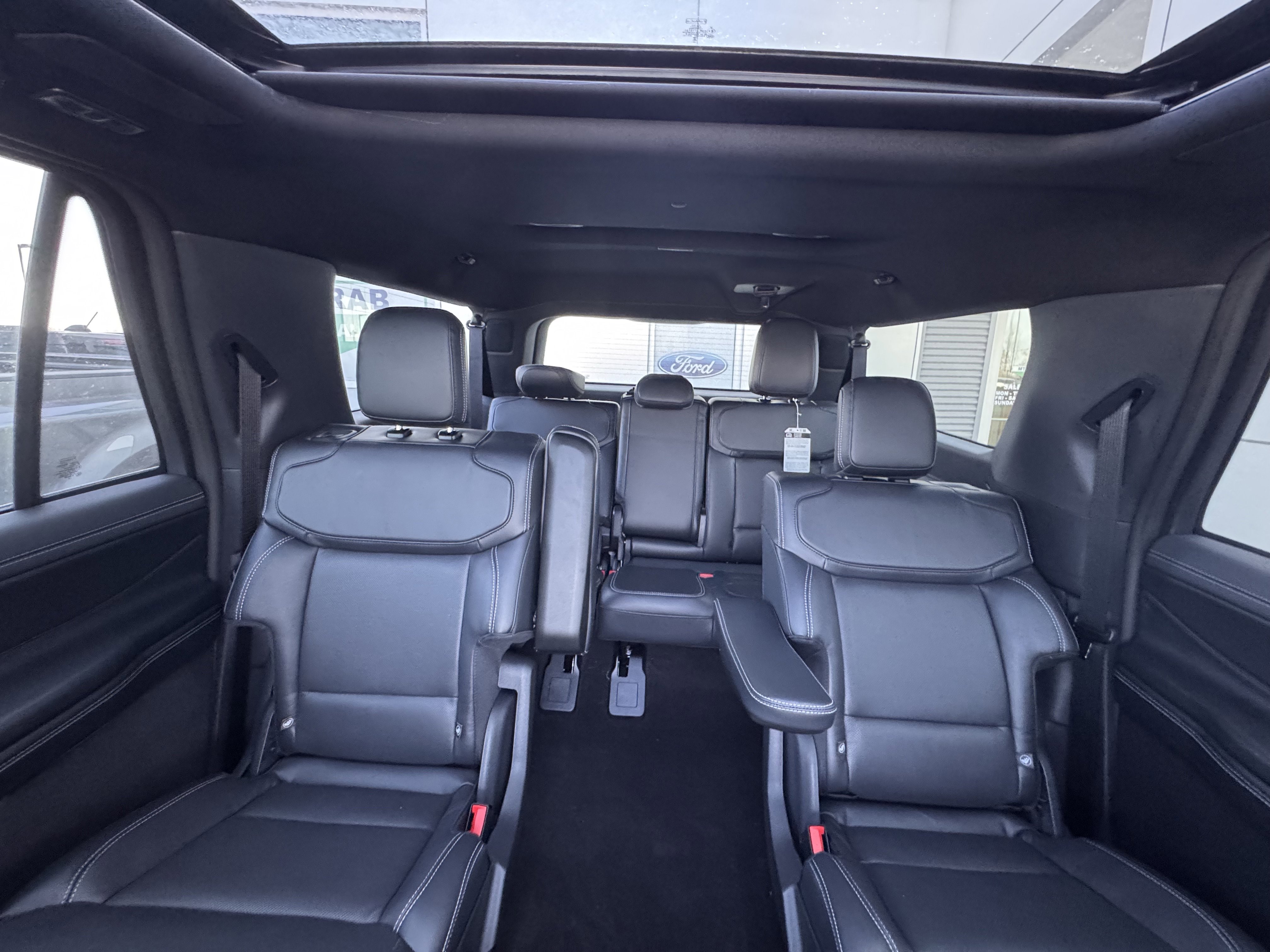 New 2025 Ford Expedition Max Platinum w/ Stealth Performance Package image 23