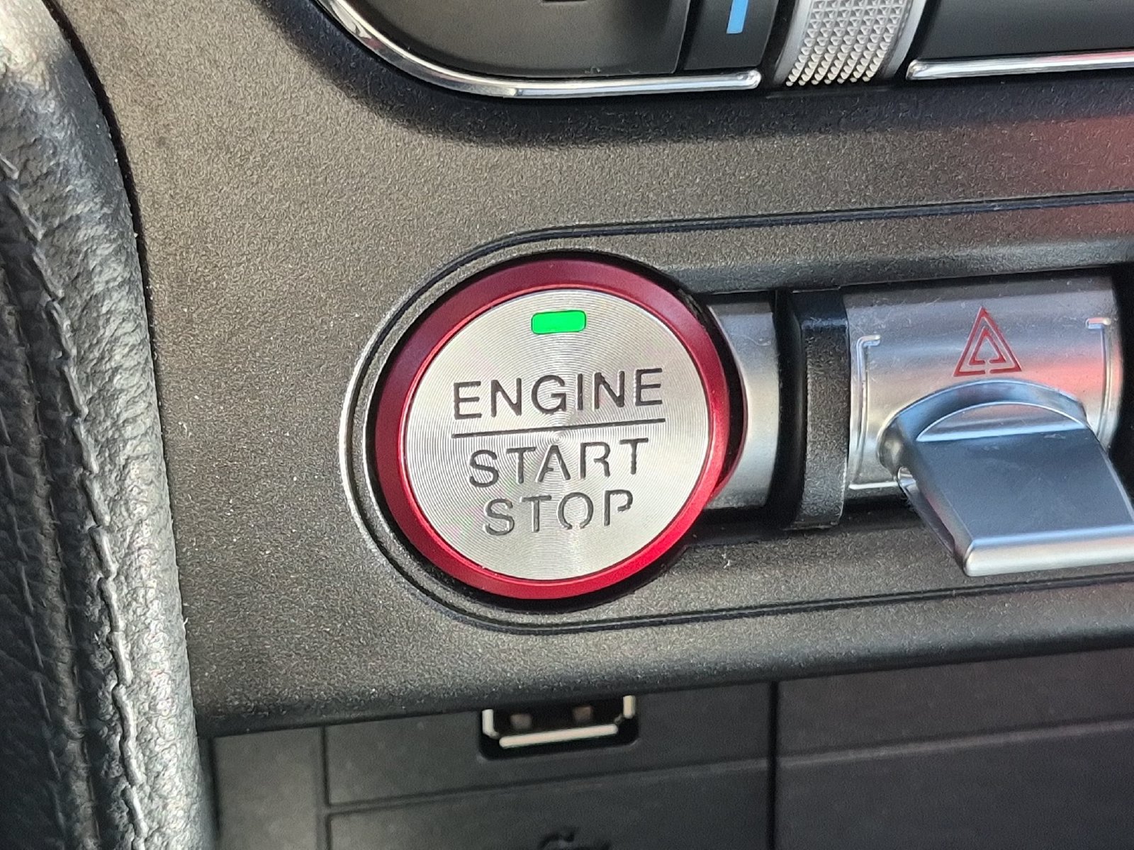 Used 2020 Ford Mustang GT Premium w/ Equipment Group 401A RWD image 26
