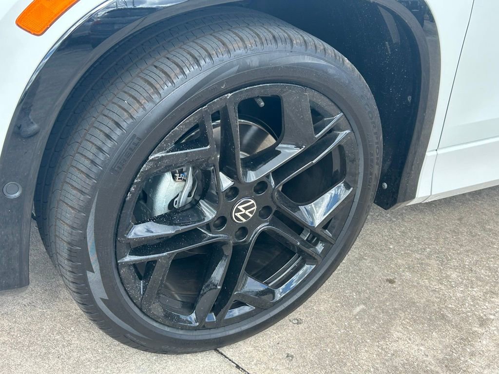 New 2026 Volkswagen Tiguan SE R-Line image 39