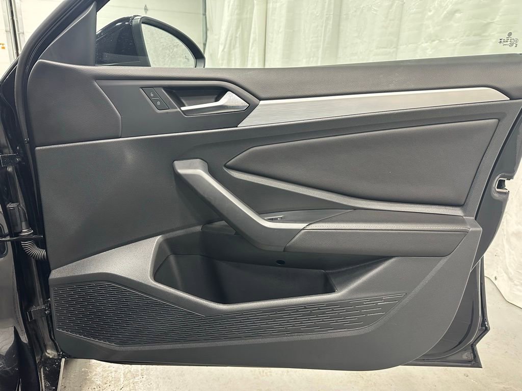 Used 2025 Volkswagen Jetta S image 52