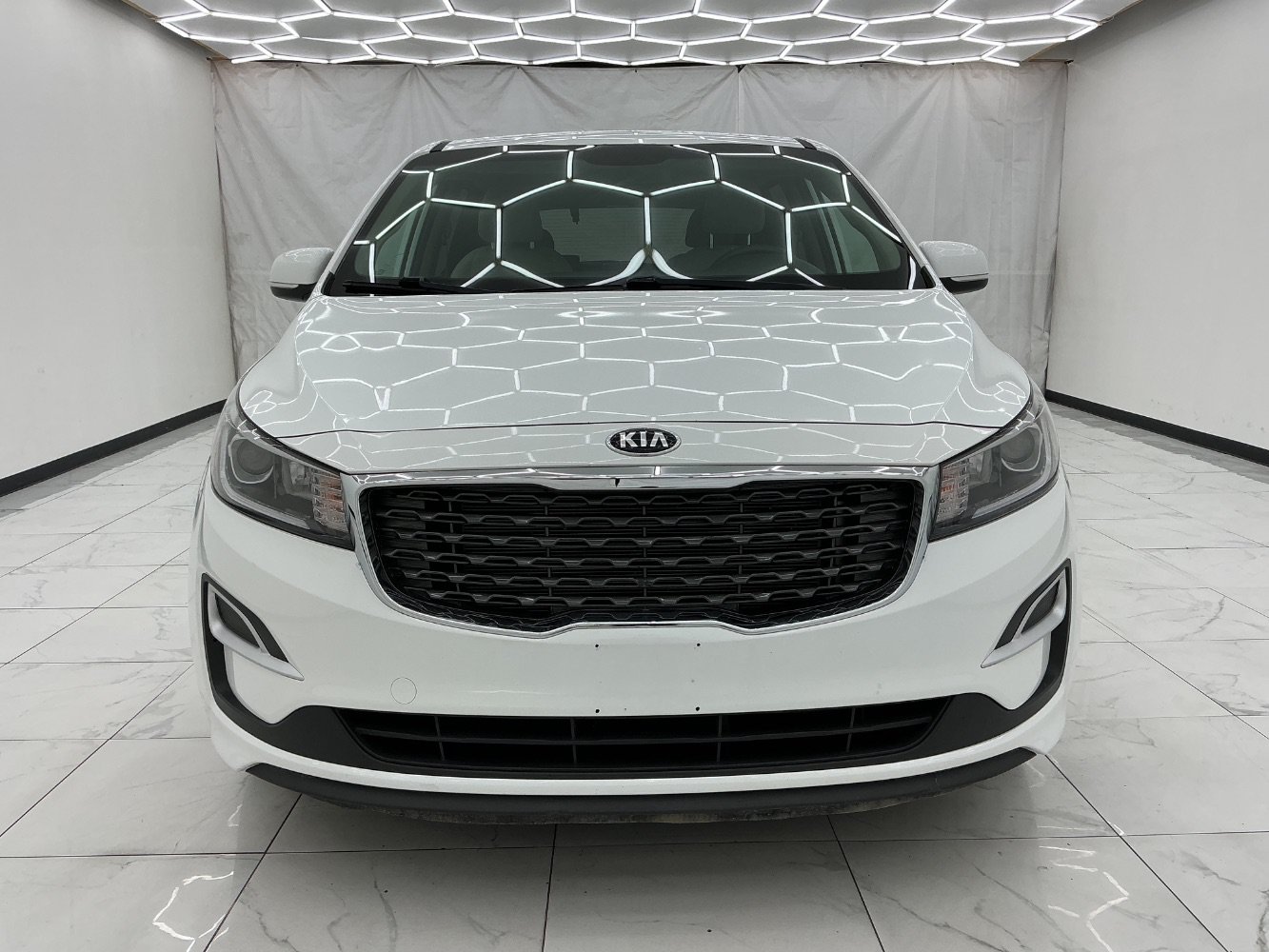 Used 2020 Kia Sedona L FWD image 5