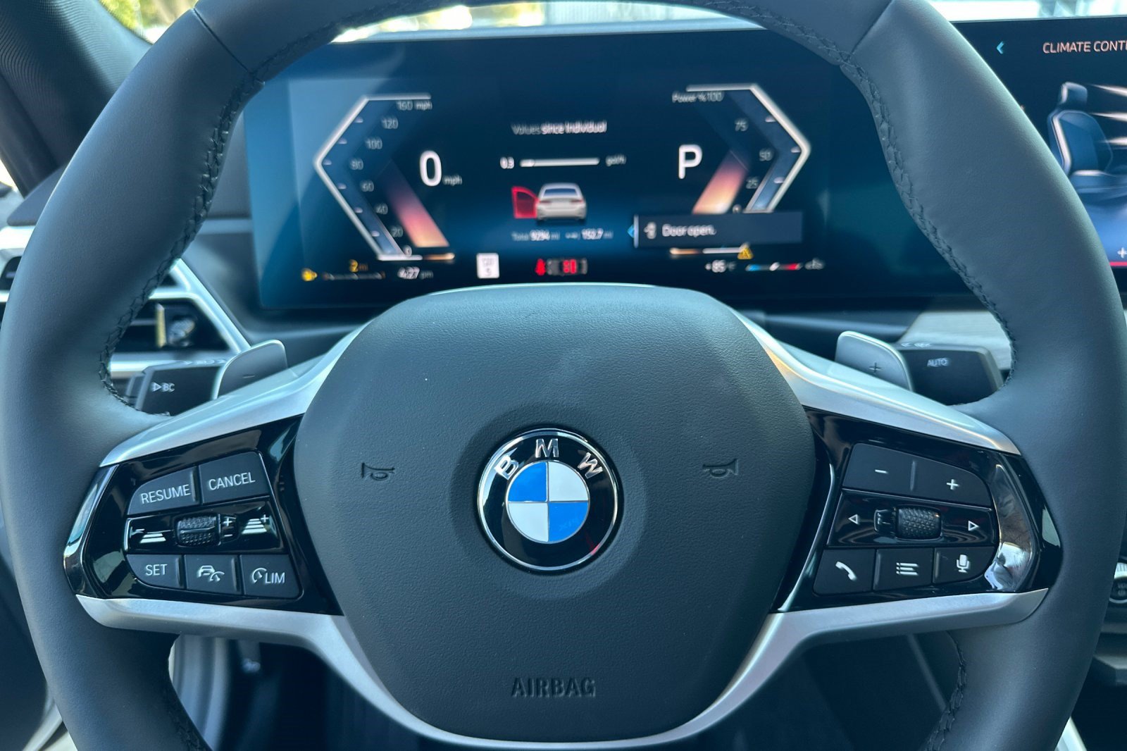Used 2025 BMW 330i Sedan w/ Premium Package RWD image 29