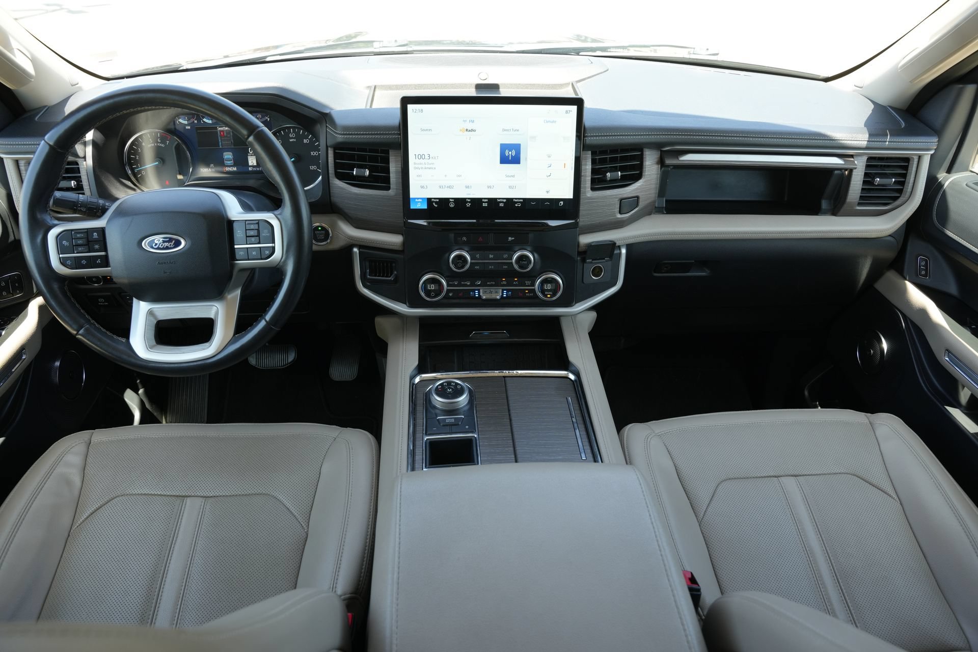 Used 2024 Ford Expedition Max Limited RWD image 8