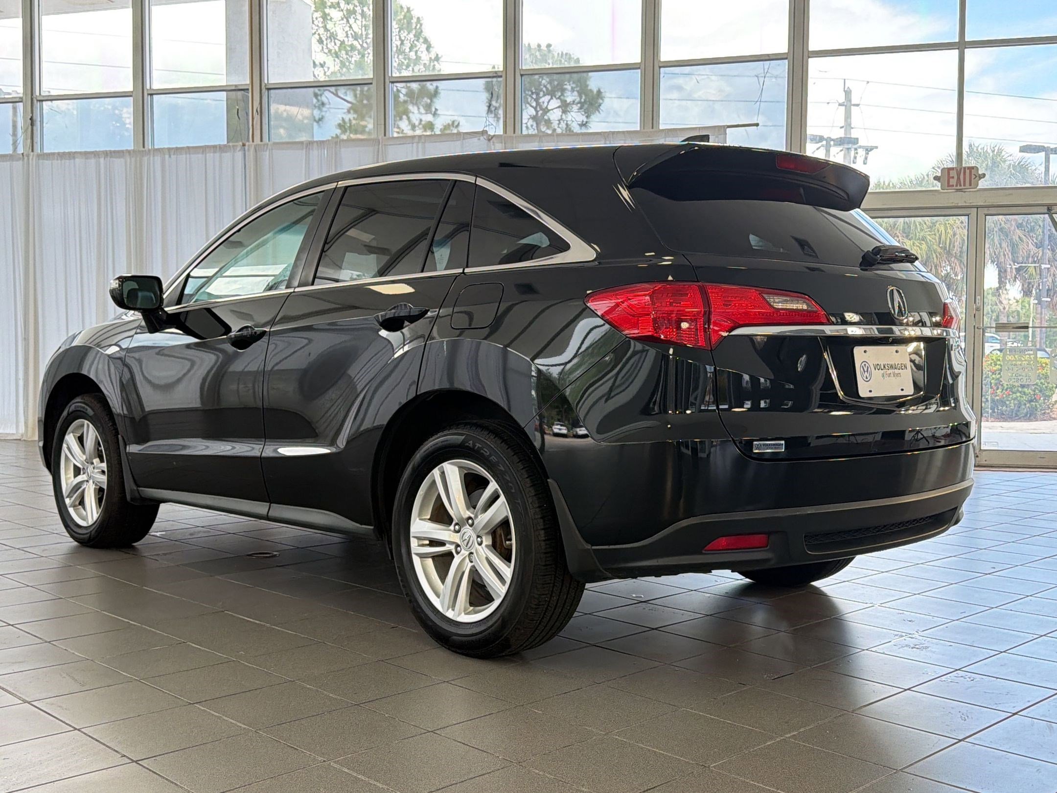 Used 2015 Acura RDX FWD w/ Technology Package image 3