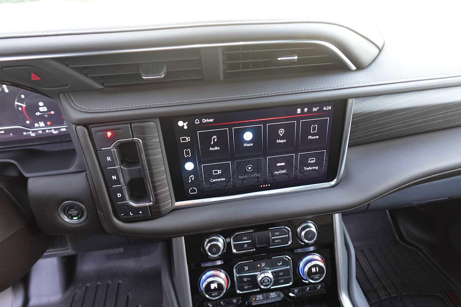 Used 2022 GMC Yukon Denali w/ Max Trailering Package AWD/4WD image 20