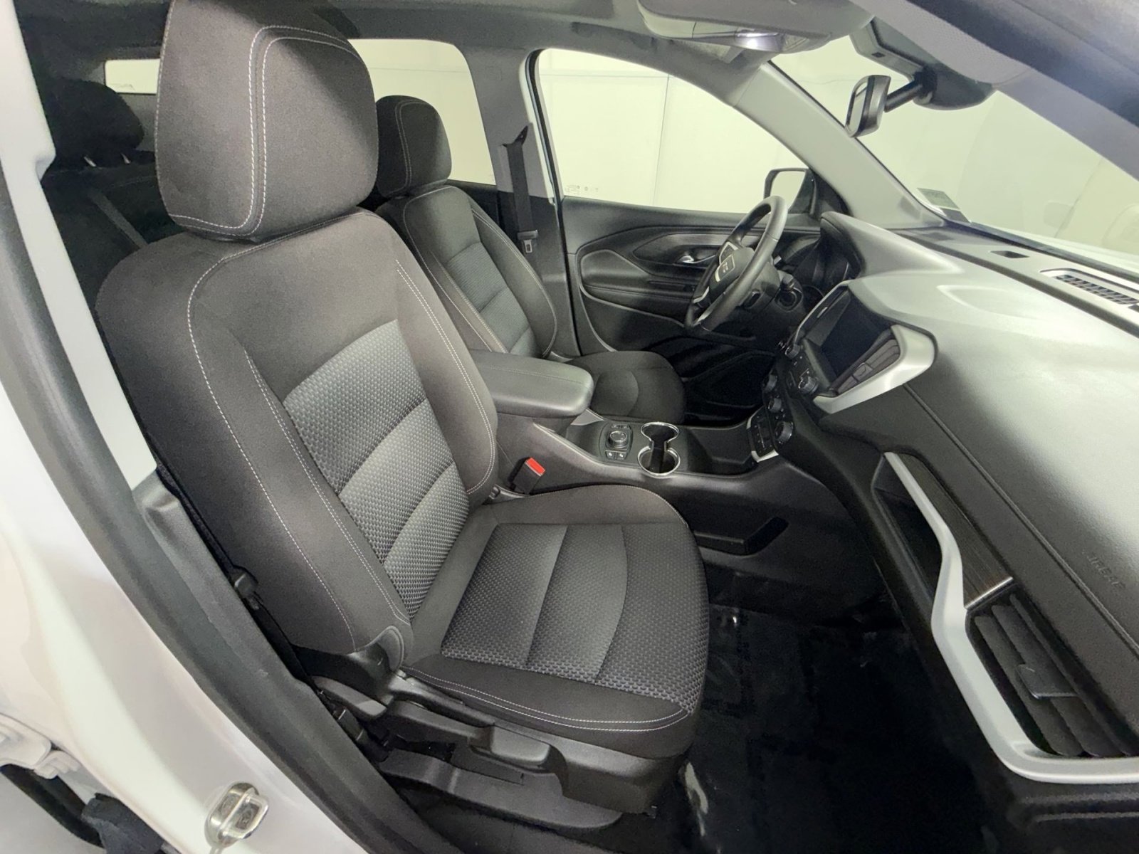 Used 2022 GMC Terrain SLE w/ Driver Convenience Package image 27