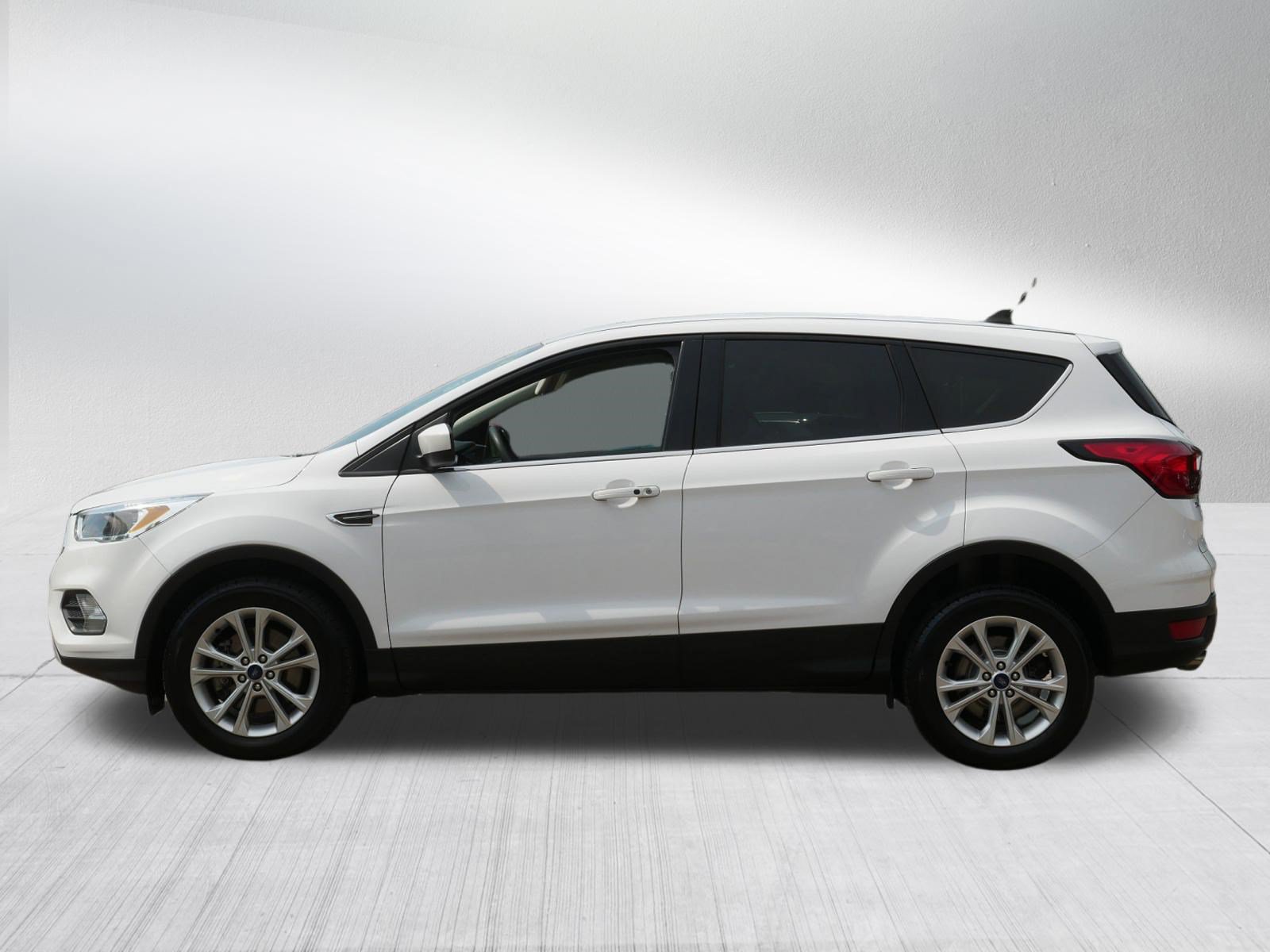 Used 2019 Ford Escape SE AWD/4WD image 4
