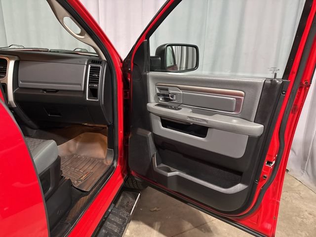 Used 2015 RAM 1500 Big Horn AWD/4WD image 36