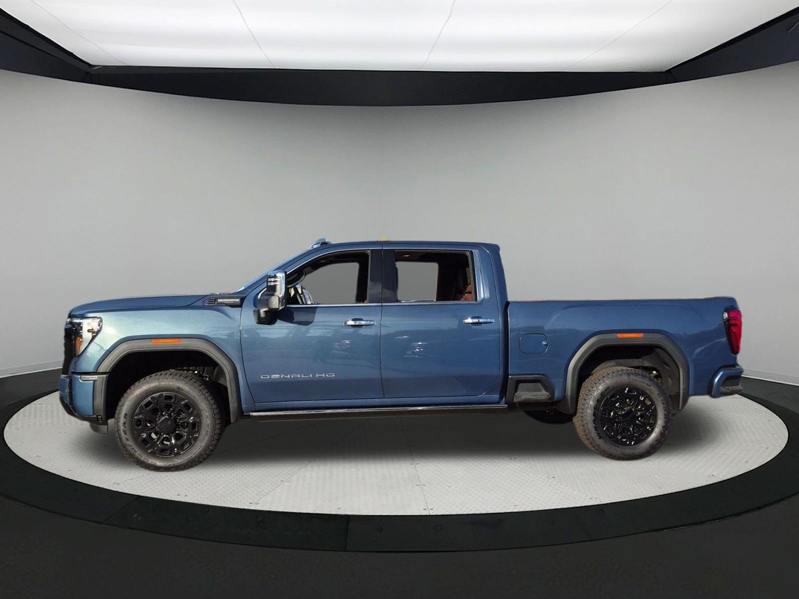 New 2026 GMC Sierra 2500 Denali Ultimate w/ Max Trailering Package AWD/4WD image 2