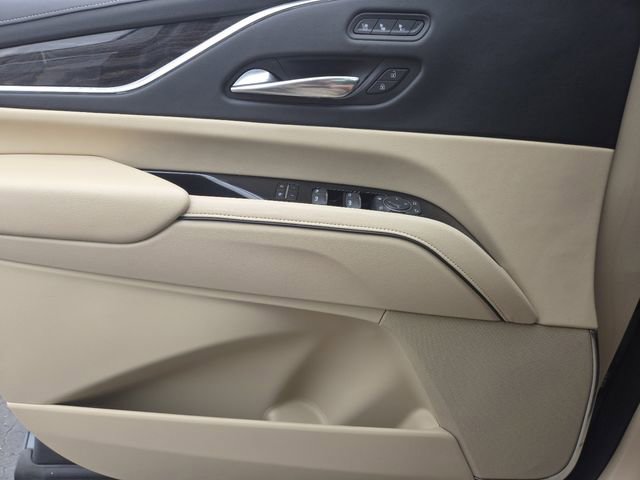 Used 2021 Cadillac Escalade Premium Luxury w/ Driver Assist Tech Package image 39