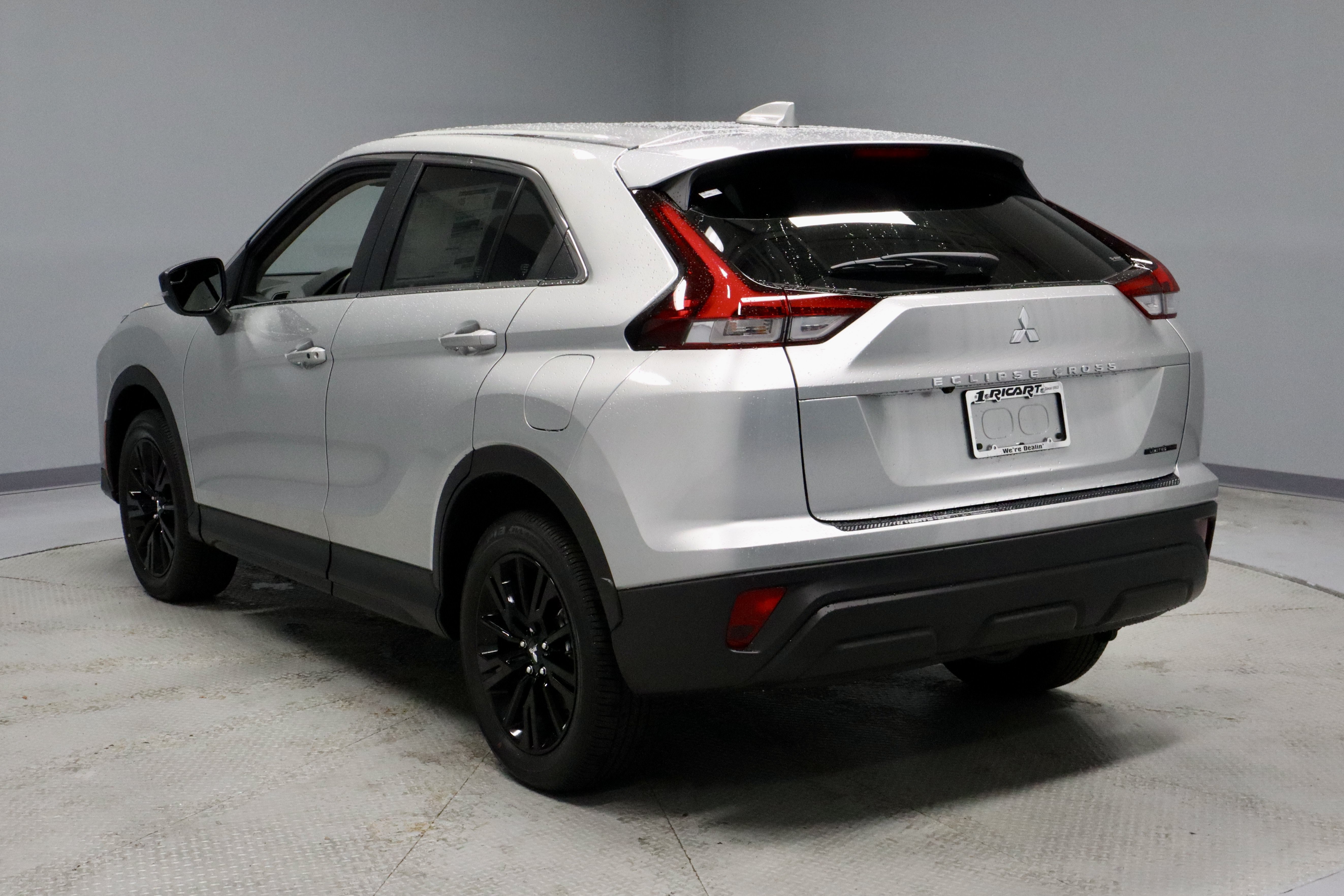 New 2026 Mitsubishi Eclipse Cross LE AWD/4WD image 6