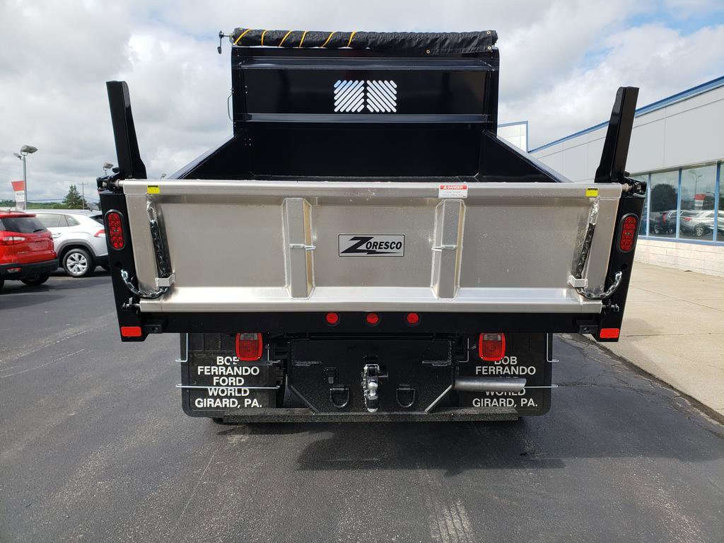 New 2025 Ford F350 XL w/ XL Chrome Package image 5