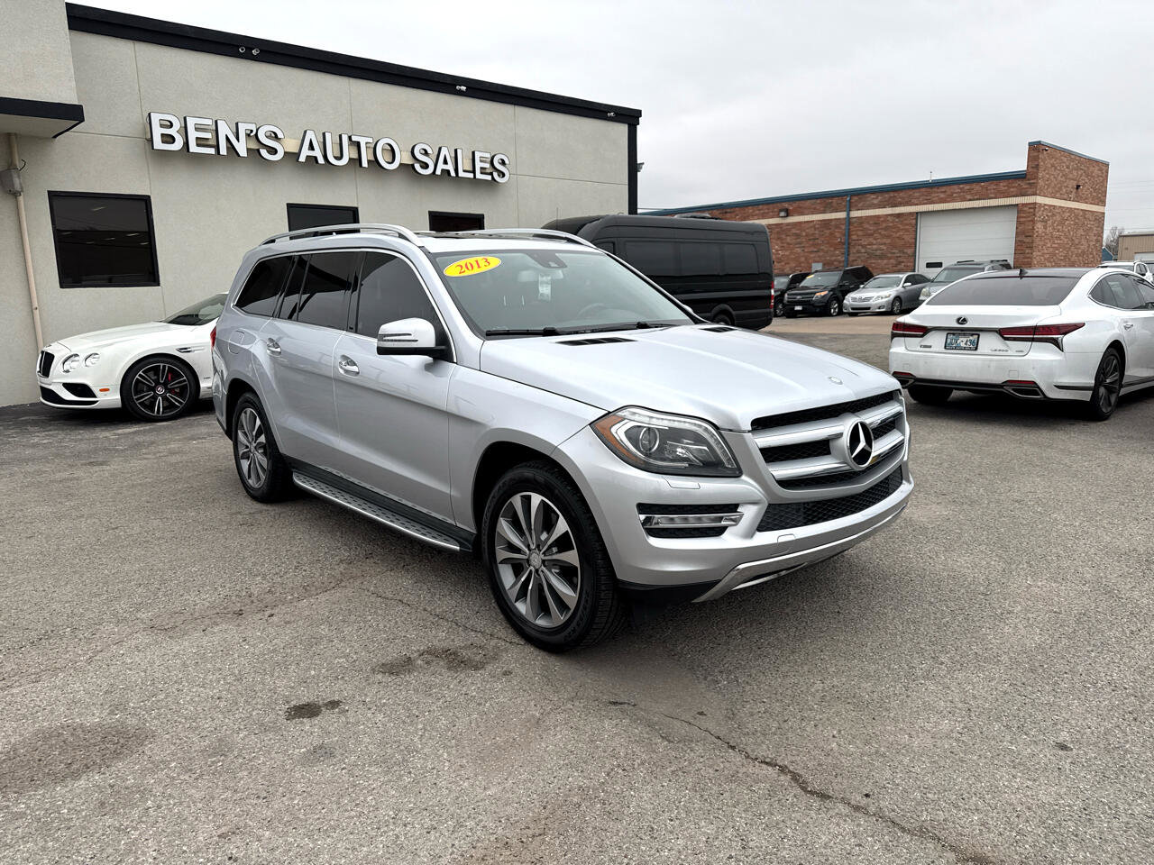 Used 2013 Mercedes-Benz GL 450 4MATIC image 4