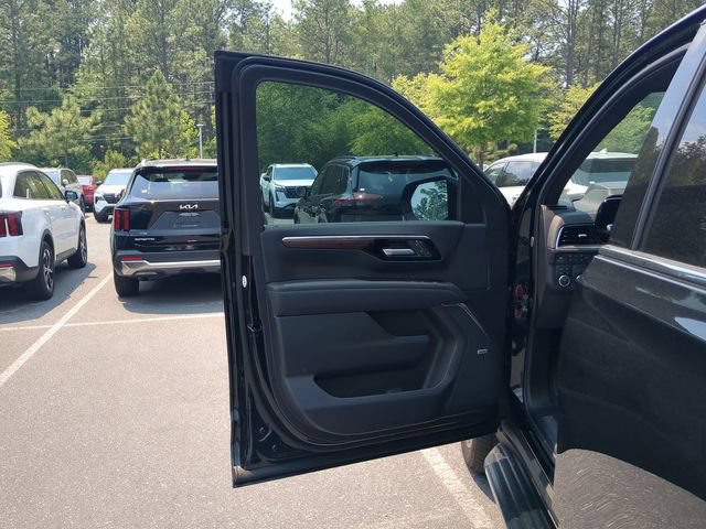 New 2026 Chevrolet Tahoe High Country w/ Sun And Tow Package AWD/4WD image 15