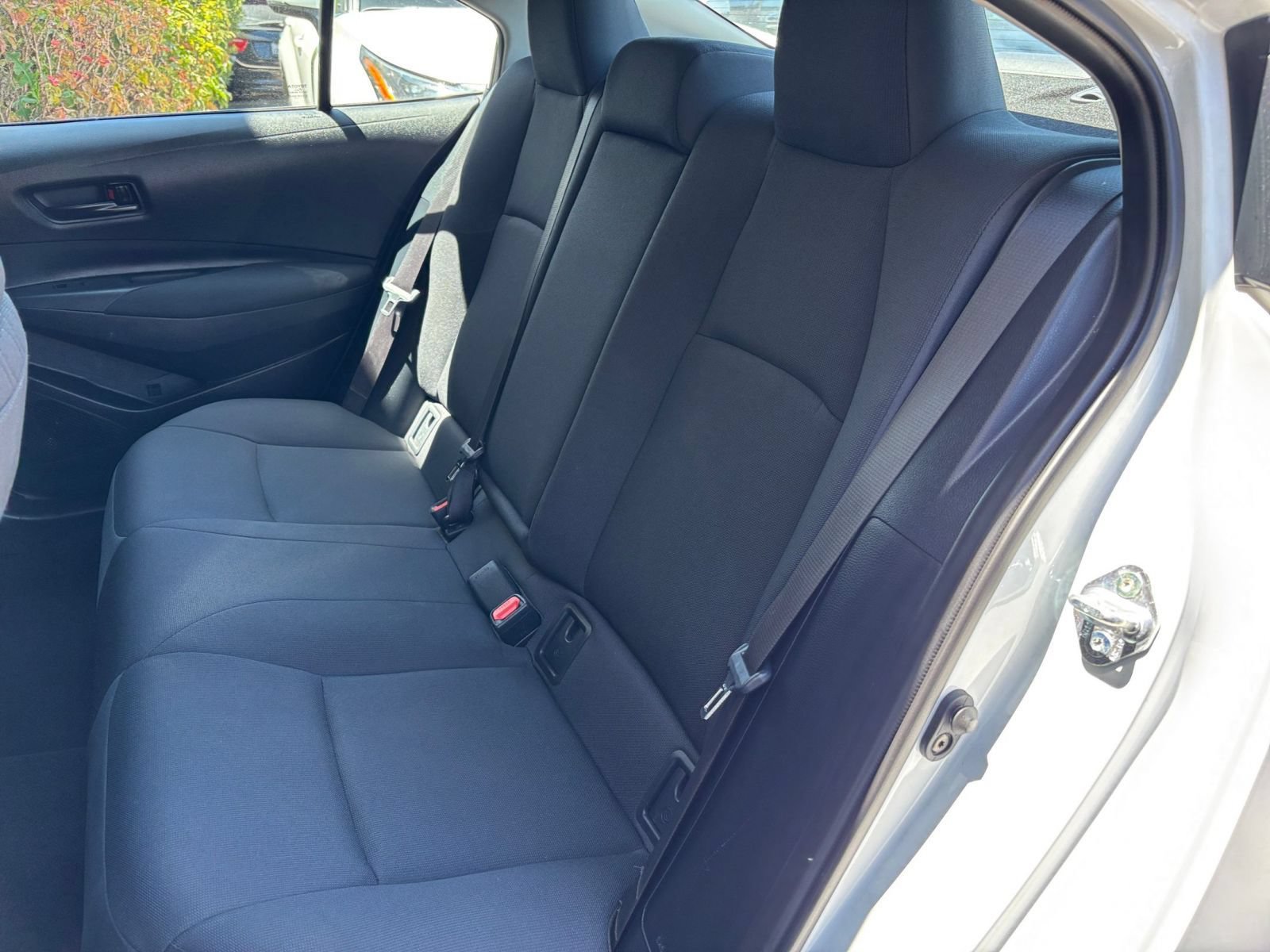 Used 2025 Toyota Corolla LE FWD image 65