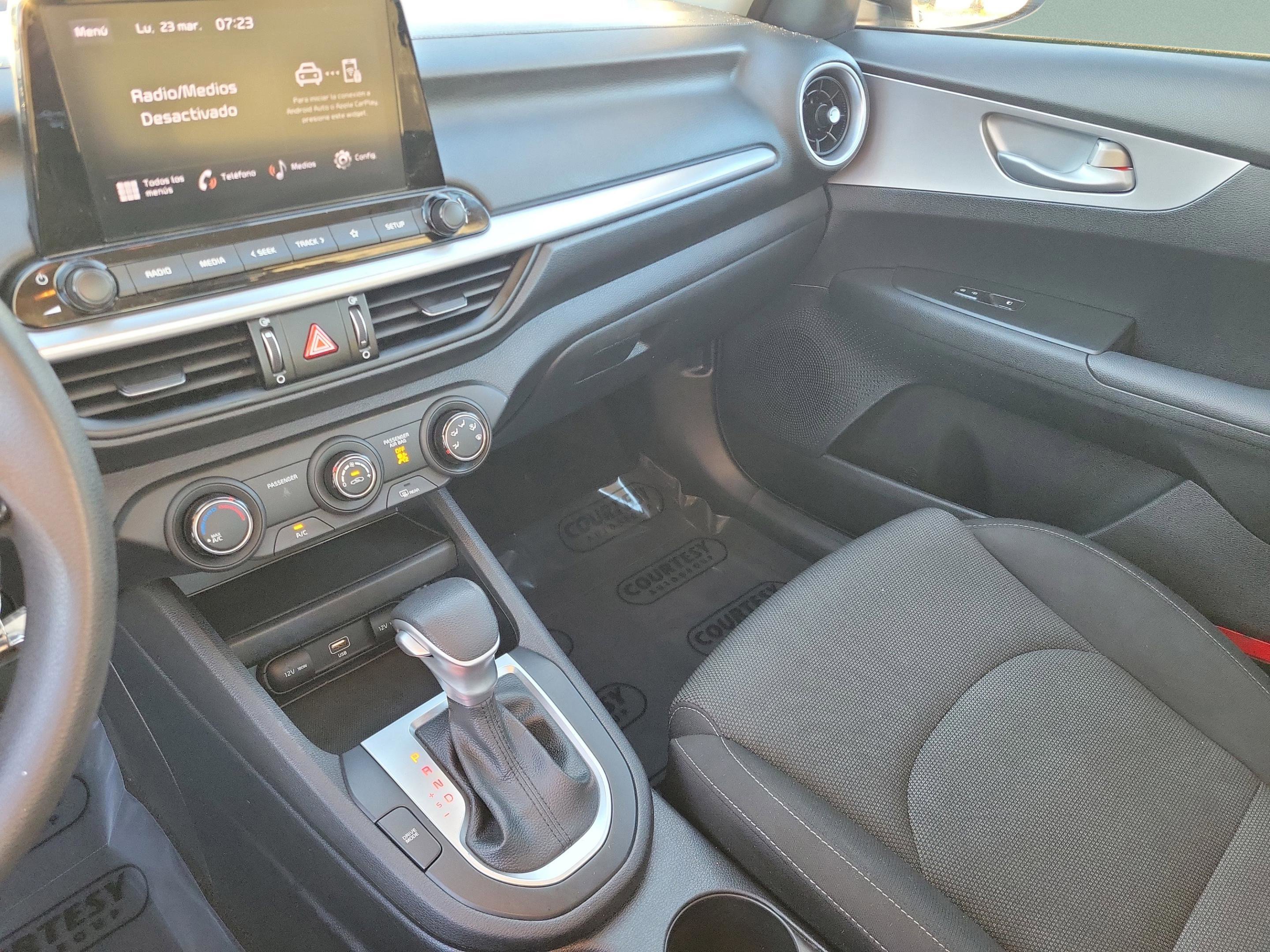 Used 2023 Kia Forte LXS image 29