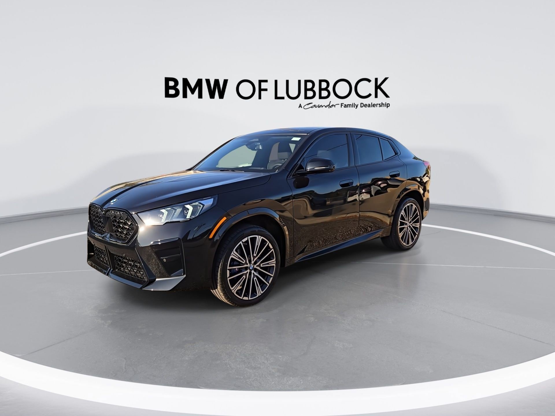 New 2026 BMW X2 xDrive28i w/ Technology Package AWD/4WD image 4