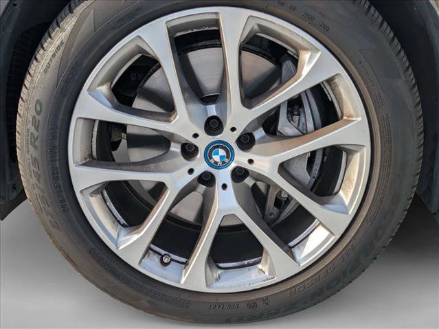 Used 2022 BMW X5 xDrive45e w/ Premium Package image 14