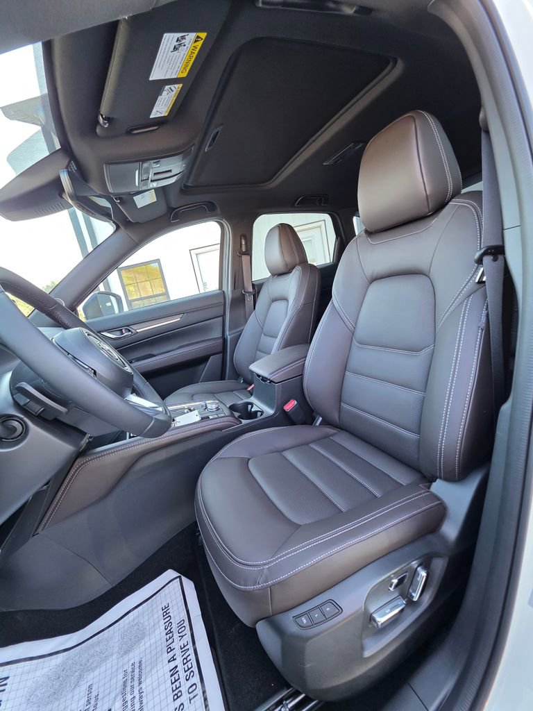 New 2025 MAZDA CX-5 Signature image 12