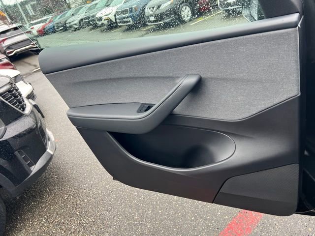 Used 2026 Tesla Model Y 2WD image 19