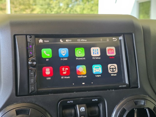 Used 2014 Jeep Wrangler Unlimited Sahara AWD/4WD image 16