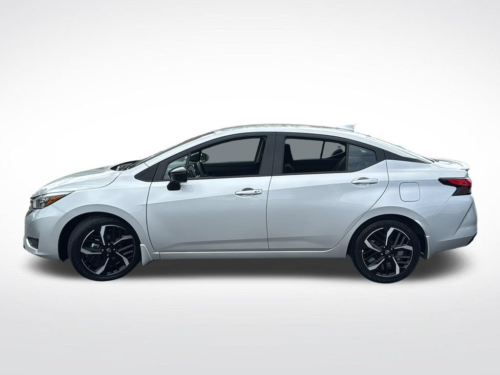 Used 2025 Nissan Versa SR w/ Trunk Package FWD image 4