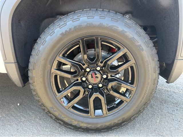 New 2026 GMC Sierra 1500 Elevation w/ Elevation Premium Package AWD/4WD image 4