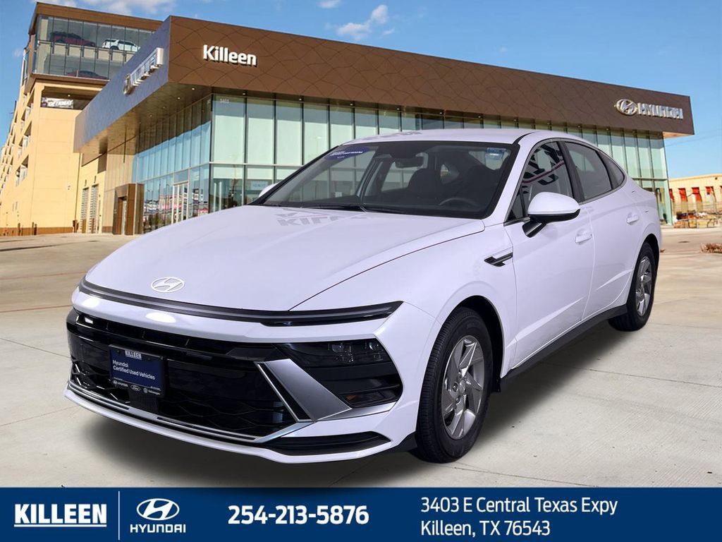 Used 2025 Hyundai Sonata SE FWD image 4