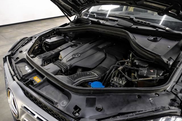 Used 2018 Mercedes-Benz GLS 450 4MATIC w/ Premium Package image 63