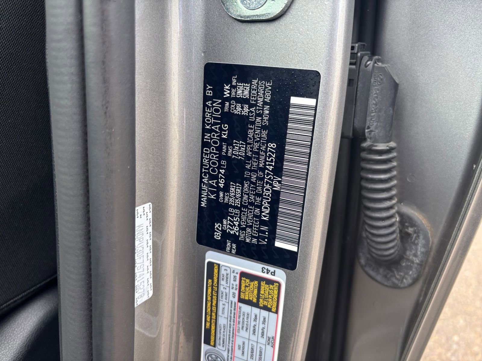 Used 2025 Kia Sportage LX FWD image 28