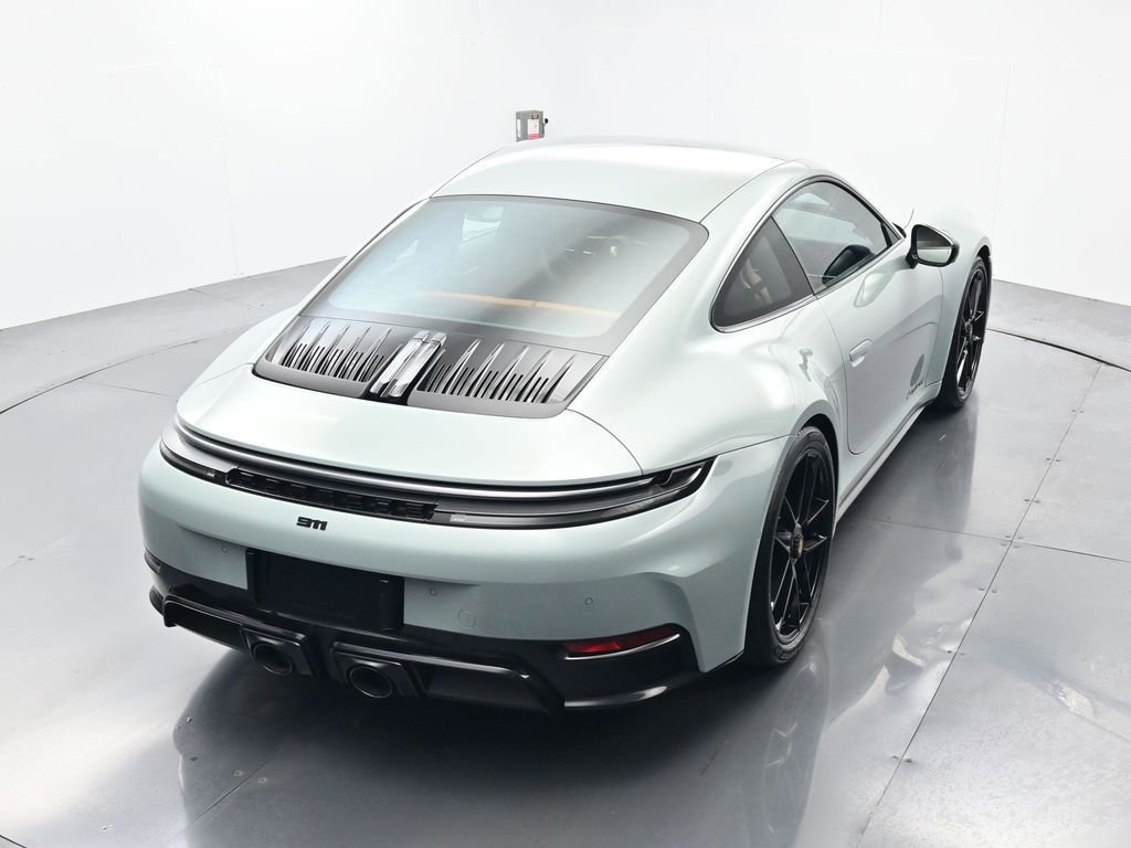 Certified 2026 Porsche 911 Carrera GTS RWD image 39