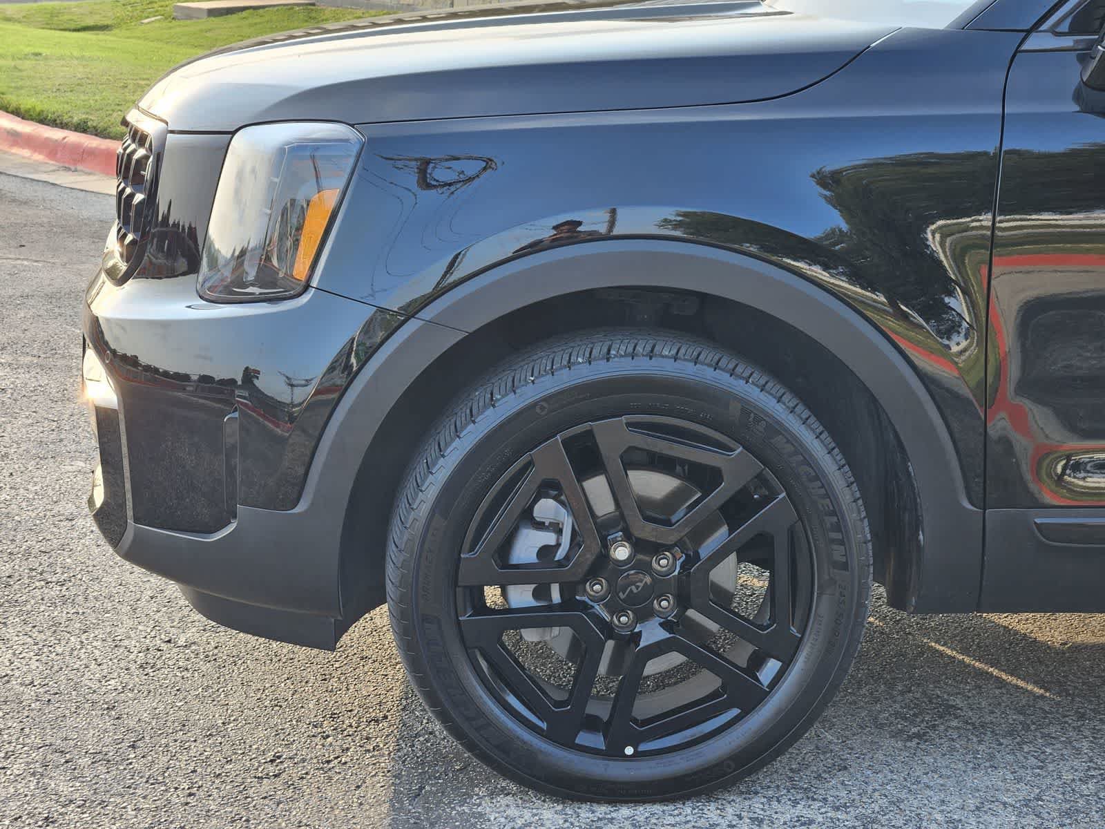 Certified 2025 Kia Telluride SX Prestige X-Line AWD/4WD image 8