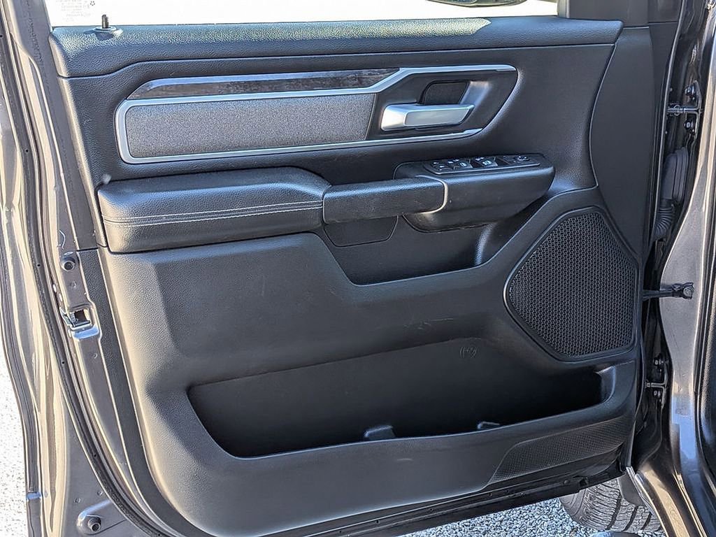 Used 2022 RAM 1500 Big Horn AWD/4WD image 9