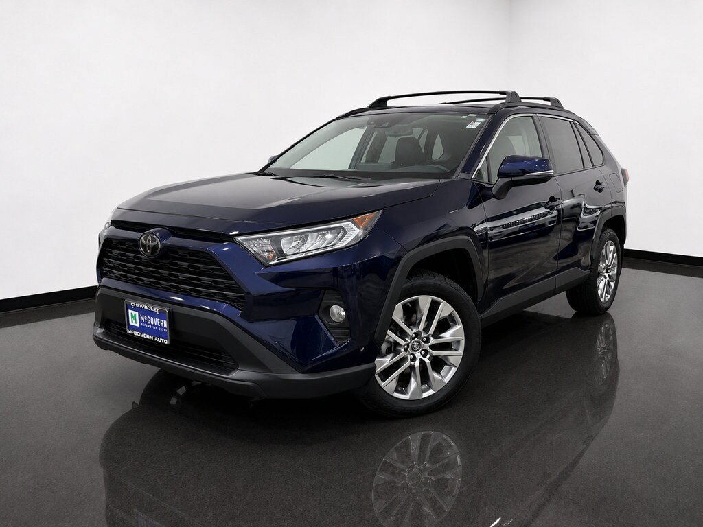 Used 2019 Toyota RAV4 XLE Premium w/ Cold Weather Package AWD/4WD video 1