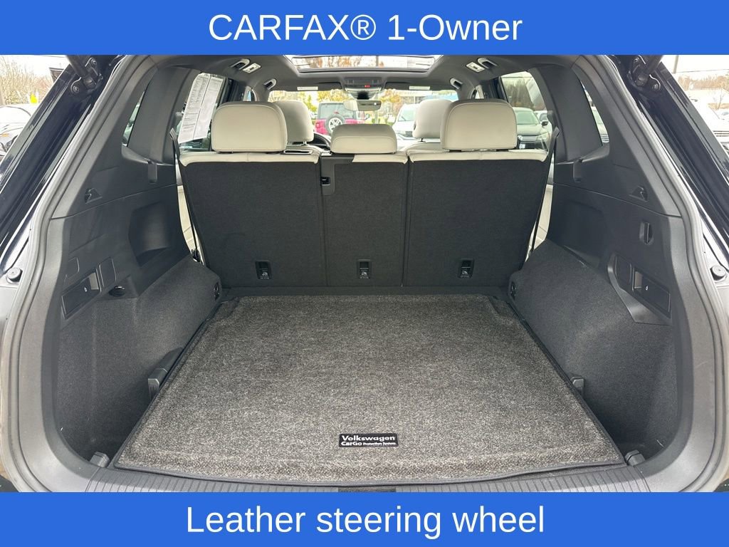 Used 2023 Volkswagen Tiguan SE R-Line image 28
