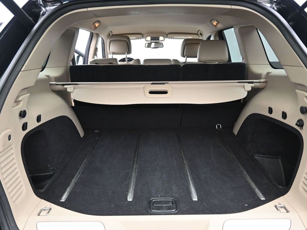 Used 2015 Jeep Grand Cherokee Limited image 2