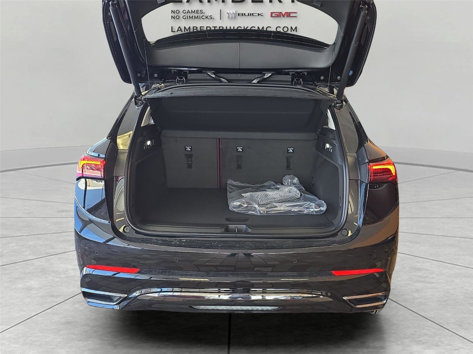 New 2026 Buick Envision Sport Touring image 28