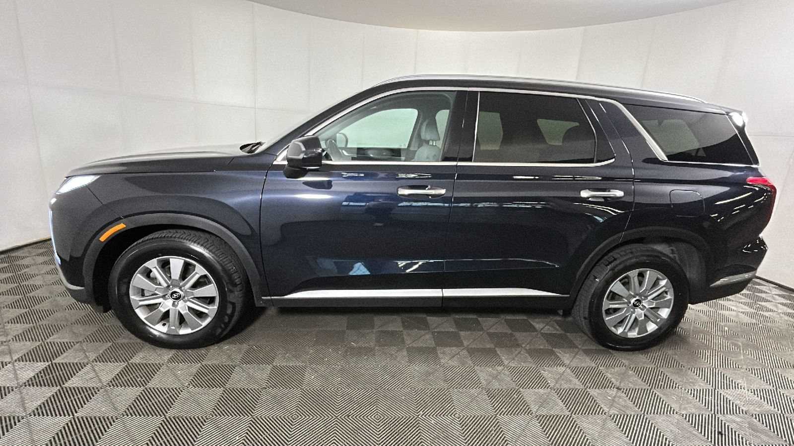 Used 2025 Hyundai Palisade SEL AWD/4WD image 6