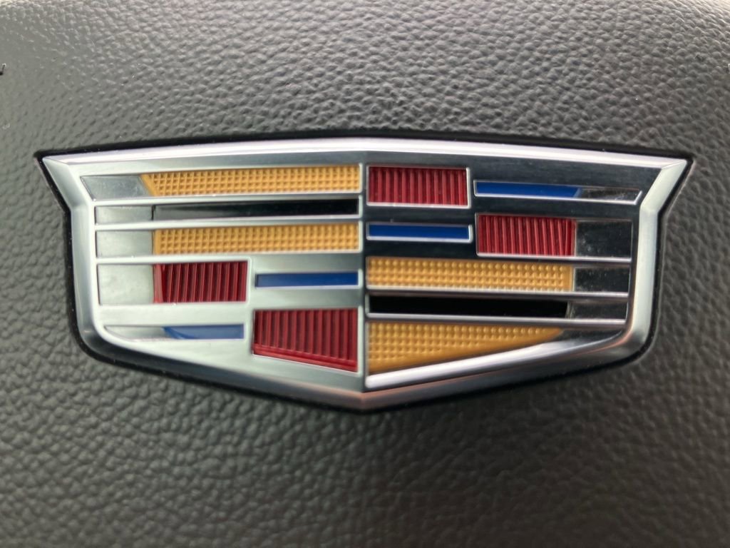 Used 2020 Cadillac XT5 Premium Luxury w/ LPO, Floor Liner Package image 31