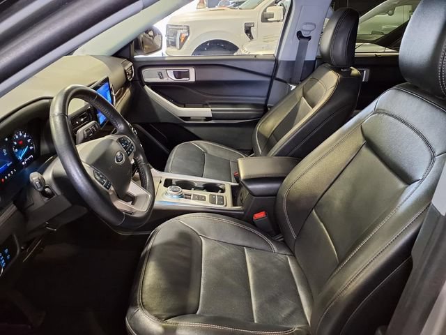 Certified 2023 Ford Explorer Limited RWD image 19