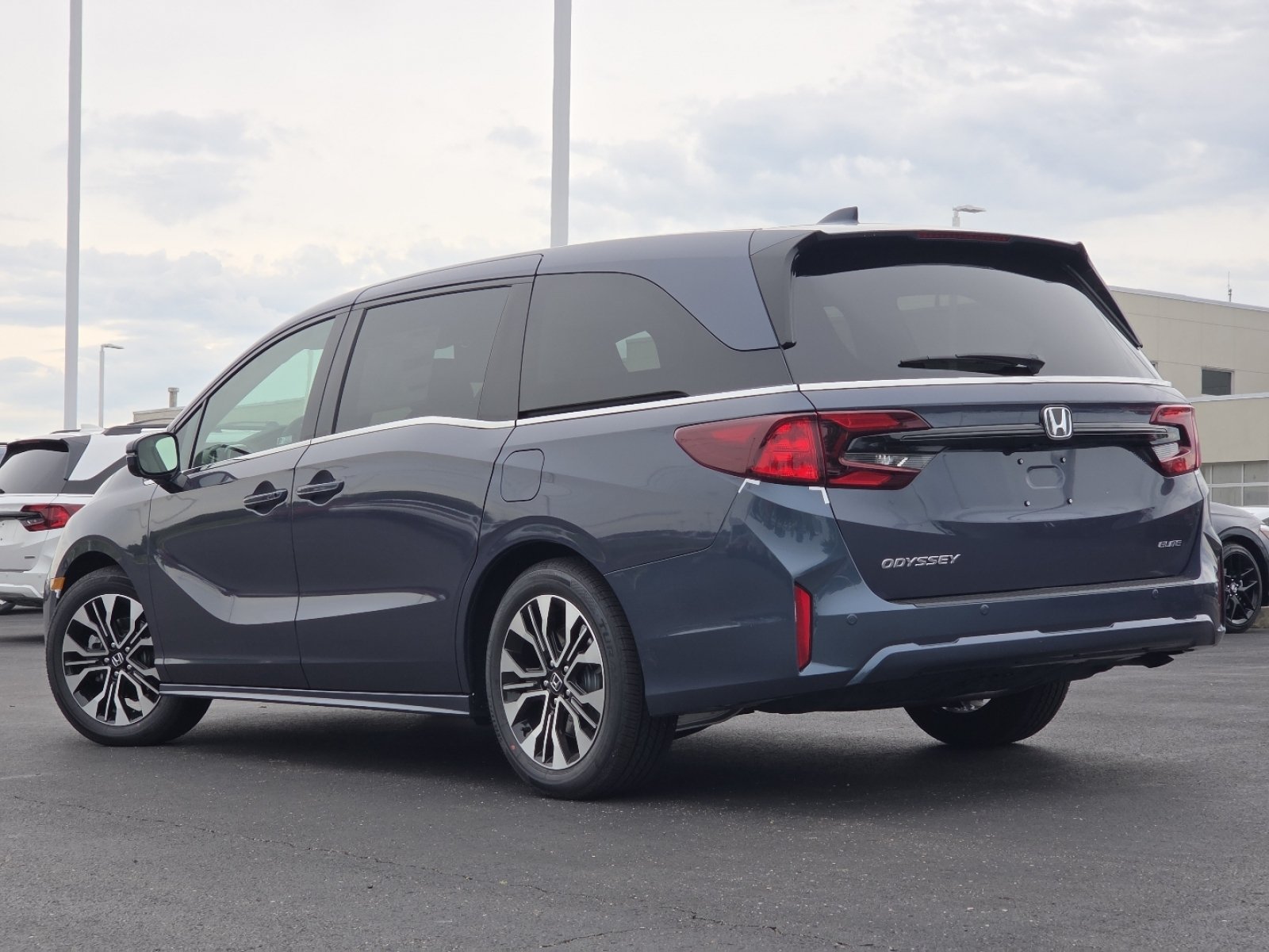 New 2026 Honda Odyssey Elite image 16