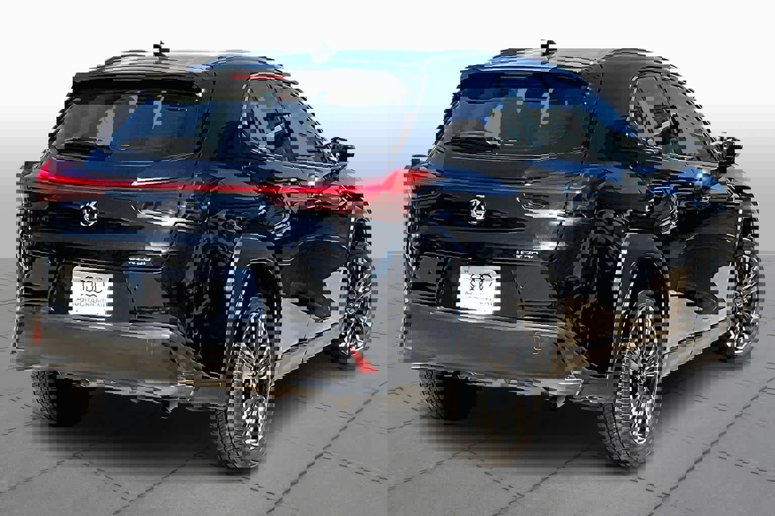 Used 2020 Lexus UX 200 w/ Premium Package image 13