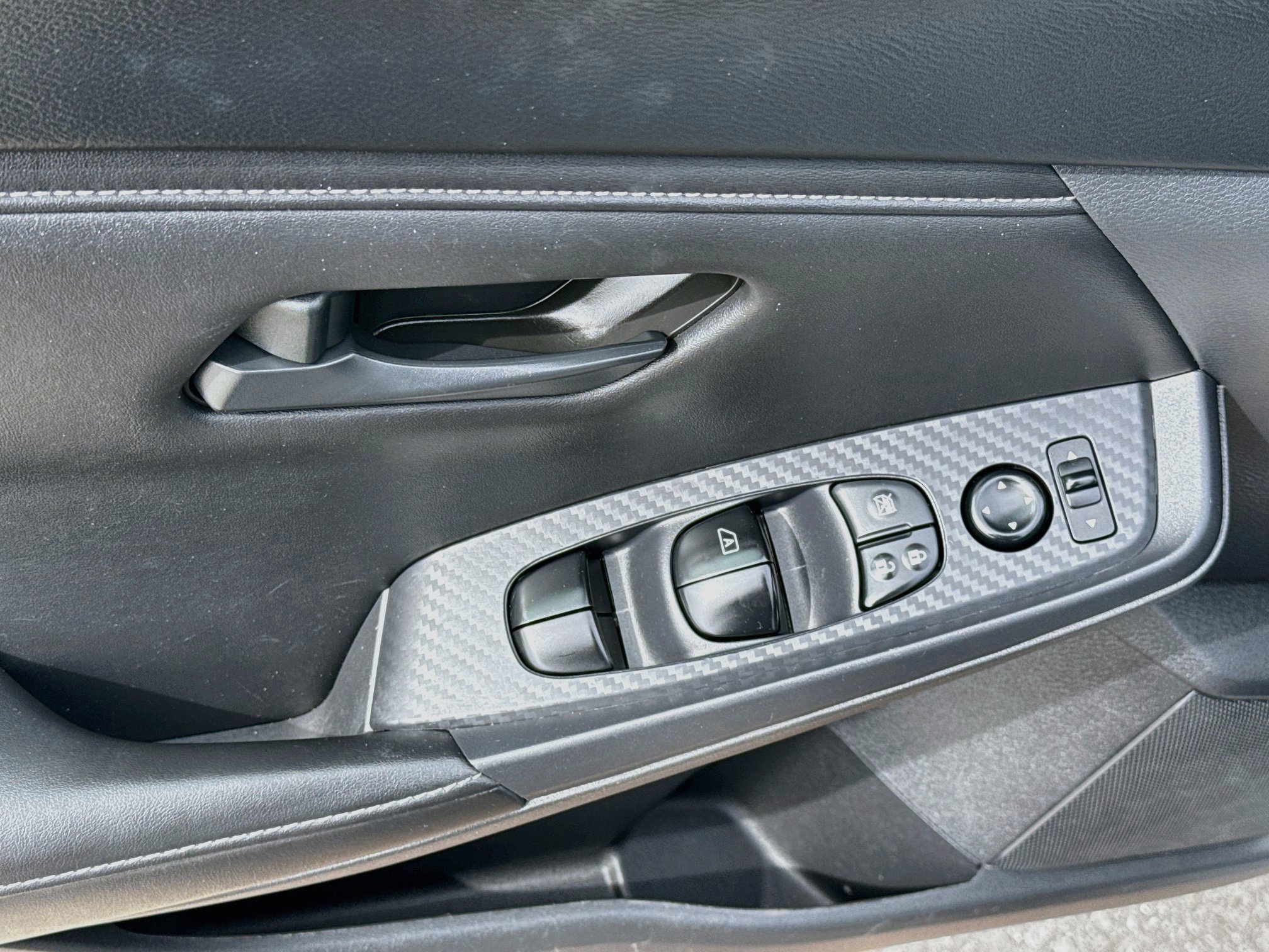 Used 2024 Nissan Sentra S FWD image 15