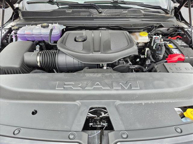 New 2026 RAM 1500 Big Horn w/ Night Edition AWD/4WD image 17