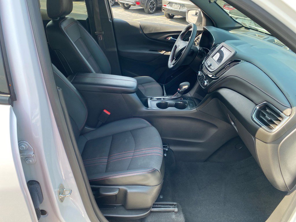 Used 2023 Chevrolet Equinox RS image 26