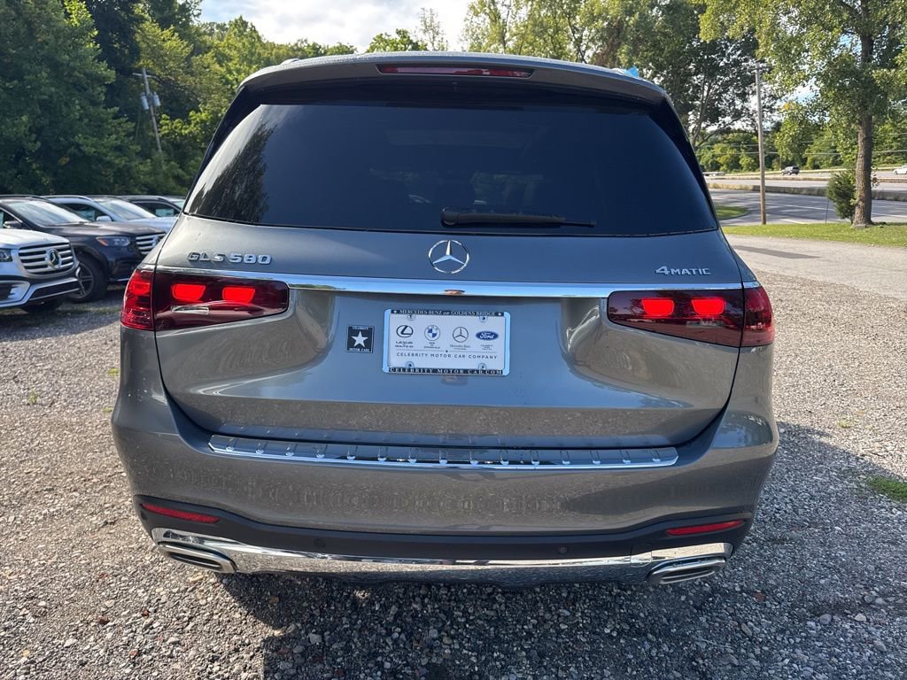 New 2026 Mercedes-Benz GLS 580 4MATIC image 8