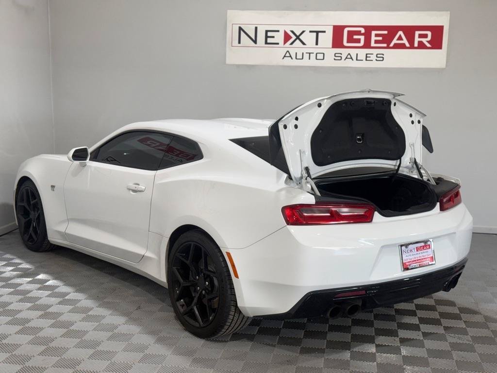 Used 2017 Chevrolet Camaro SS RWD image 40
