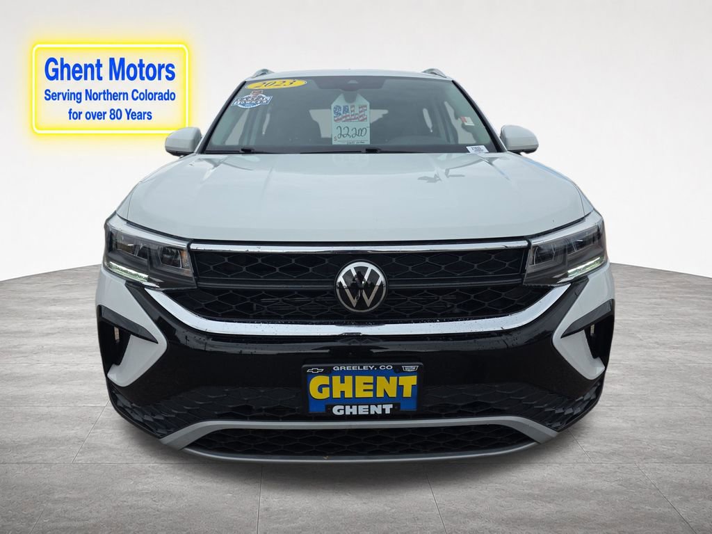 Used 2023 Volkswagen Taos SE AWD/4WD image 9